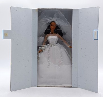 1999 Blushing Bride Barbie Puppe / African-American / Mattel 26075, NrfB