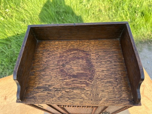 1930’s Golden Oak Smokers Cabinet / Small Oak Cupboard - Picture 13 of 16