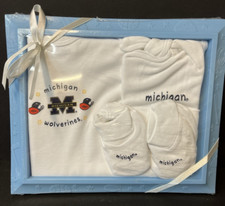 NEW Michigan Wolverines Football 4-Pc Newborn Baby Gift Set Booties Cap Creeper