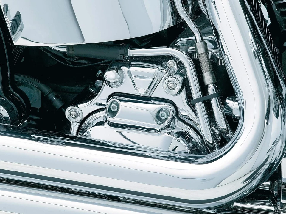 Kuryakyn 7878 Chrome Transmission Shroud Cover Harley Davidson Softail 2007-2017 - Image 4 of 4