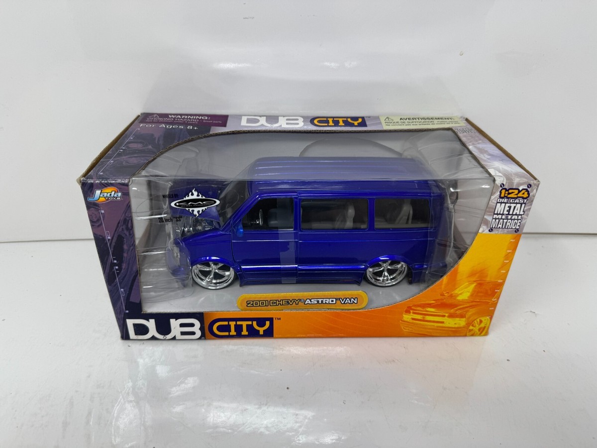 Jada Dub City 2001 Chevy Astro Van Blue 1:24 Diecast KMC Wheels 20