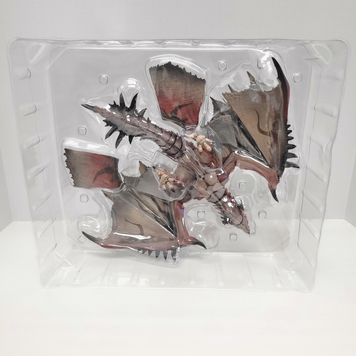 特撮 S.H. MonsterArts LIOLEUS s-l400.jpg