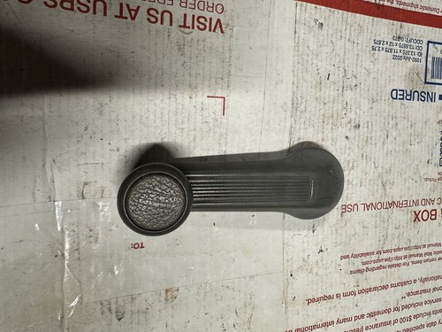 1992-1995 Honda Civic Sedan Grey Window Crank Handle OEM Honda - Picture 3 of 5