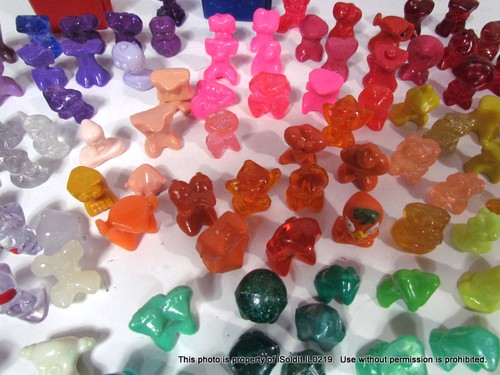 LOT Assorted GoGo's CRAZY BONES Pieces + Coffin Cases + Game Official Handbook - Picture 8 of 10