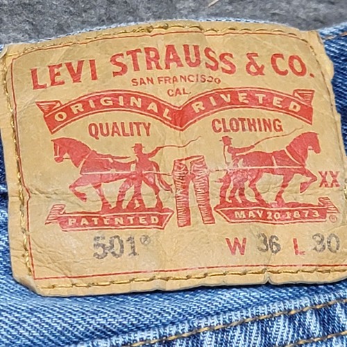 Levi's 501 Jeans Herren 35 x 29 blau gerade normale Knopfleiste Baumwolle Denim Hose - Bild 13 von 18