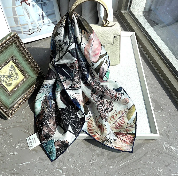 100% Twill Silk Scarf petal Print Square Bandanna 65X65cm Shawl Neckerchief new