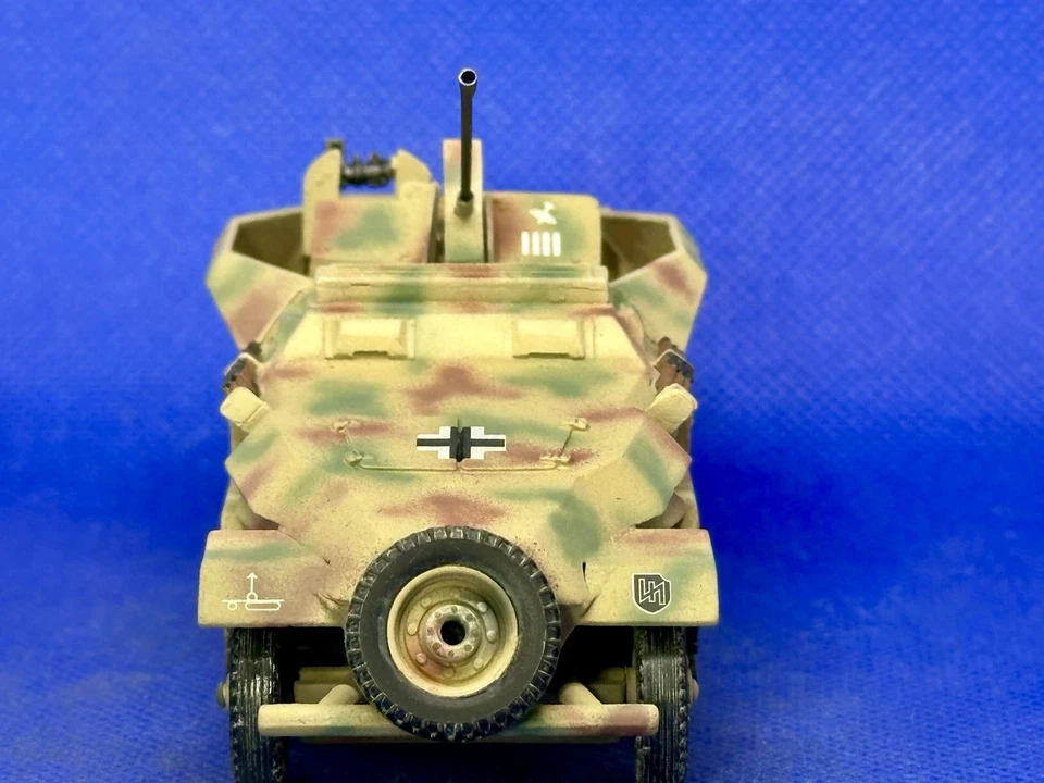 Solido Gaso Line Hanomag 半轨道坦克 Sdkfz 251 20 毫米大炮装甲 Char 1/50 — 第 4/4 张图片
