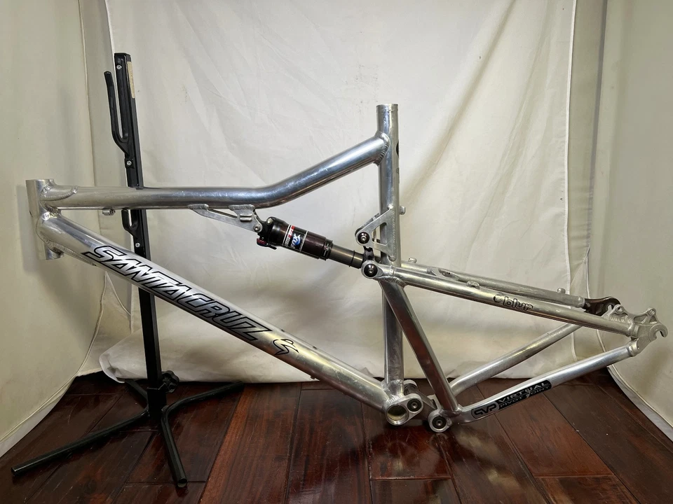 Vintage Santa Cruz Blur Factory Polished 26" MTB 20.5" Frame - Image 3 of 4