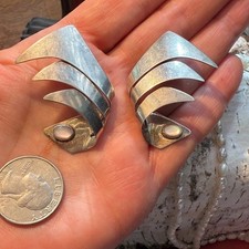 Sterling silver earrings Navajo abstract art pink signed  "JB" vintage 925 10g