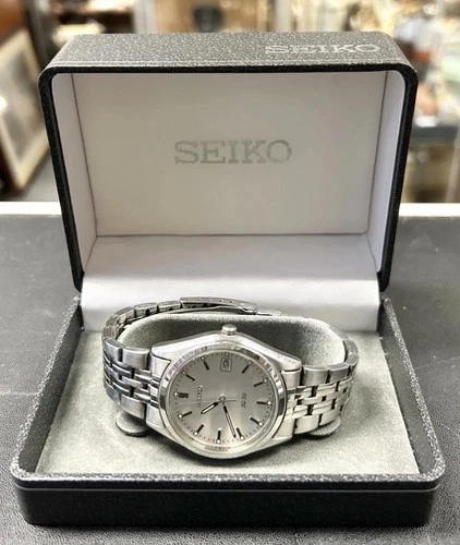 Seiko SQ50 Date Mens Silver  Vintage Watch Quartz Stainless Steel in Box