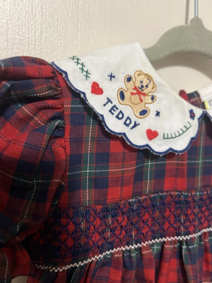 Mameluco a Cuadros Vintage Bebé Vacaciones Niñas 3-6 Meses Rojo Cuello Festoneado Navidad Foto 4 de 4