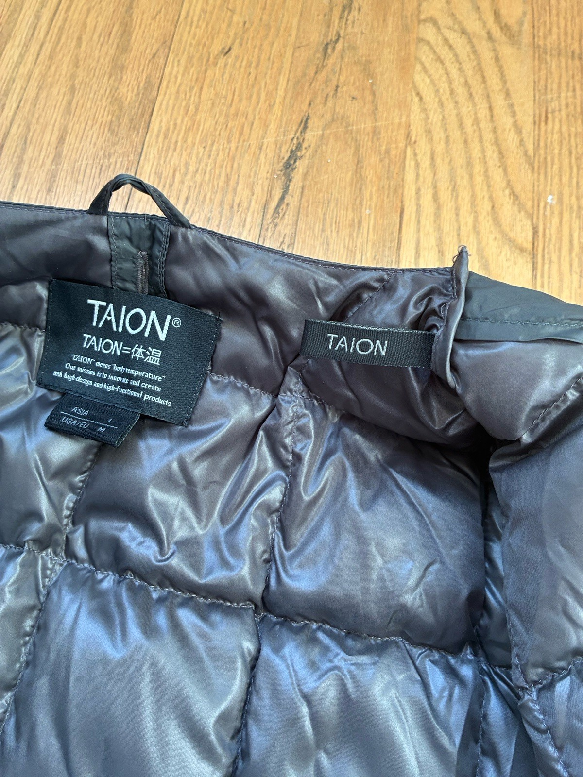 Taion Unisex Basic Crew Neck Down Jacket Snap But… - image 4