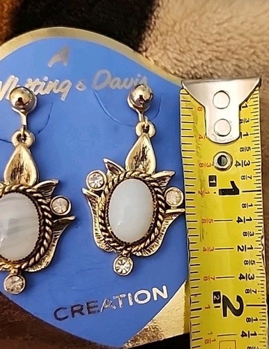 1960s Whiting & Davis Costume Jewelry Clip Earrings on the Original Card NOS K - Picture 5 of 6