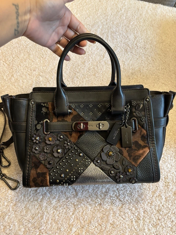 Coach 55503 Acolchado Cañón Swagger 27 Cartera Cuero Hombro Monedero Embellecido Foto 2 de 4