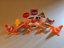 Vintage BRIO Thomas the Tank Engine Signs Accessories - 17 Plastic Pieces