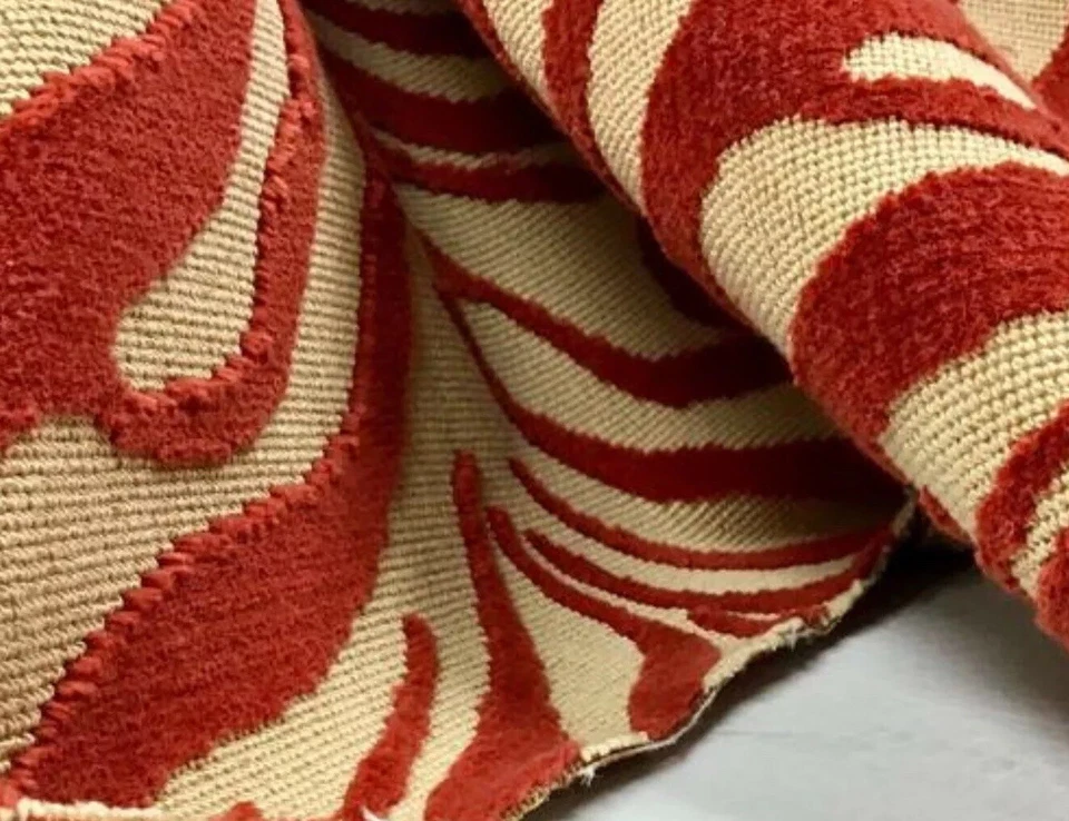 10 Yards Lot - Cowtan & Tout *El Morocco* Coral - Image 3 of 4