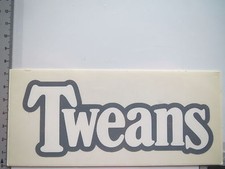 Aufkleber Sticker Tweans - Designer Outlet - Fabrikverkauf - Garderobe (S1516)