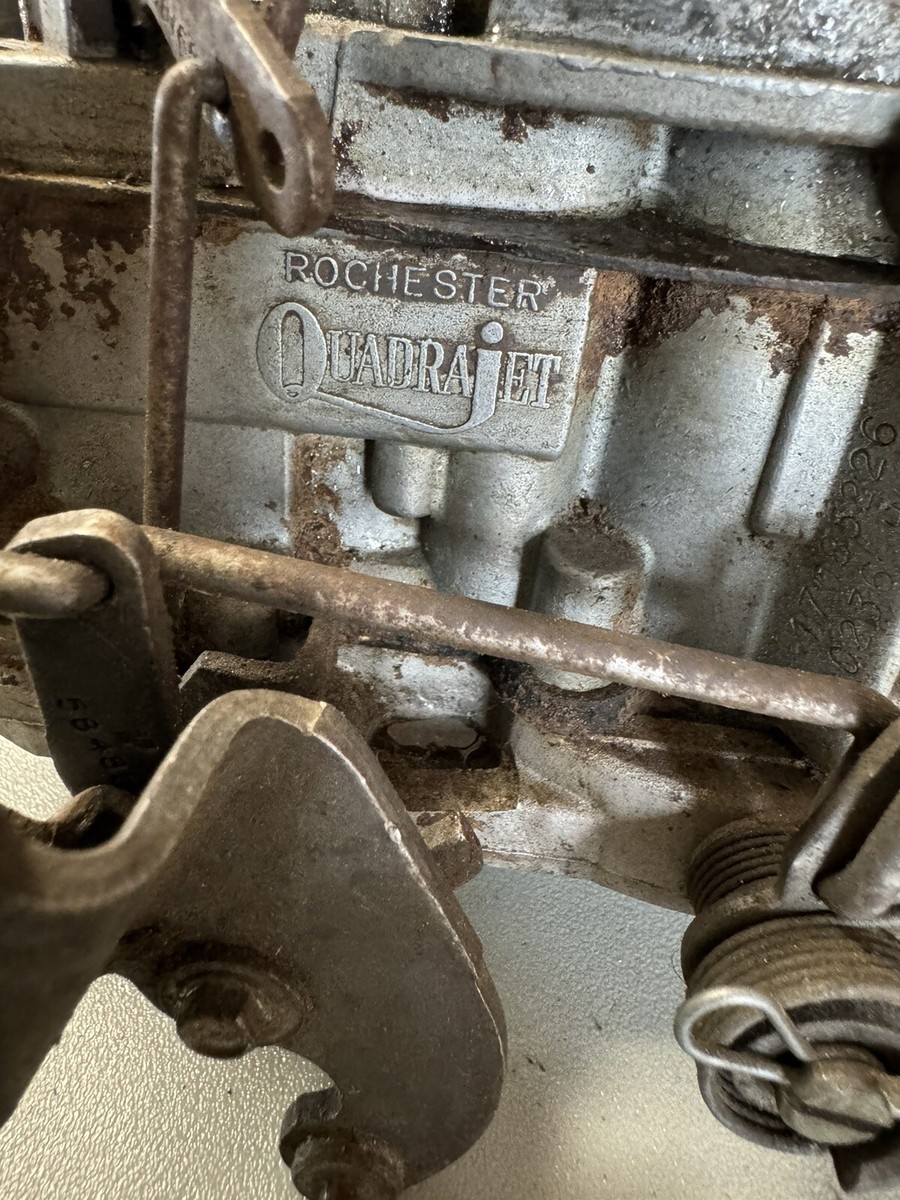OEM GM Rochester Quadrajet 4 barrel carburetor #17077769 Working 