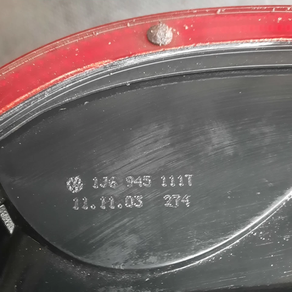 2004 VOLKSWAGEN GOLF MK4 ВОДИТЕЛЯ СТОРОНЕ ЗАДНИЙ ФОНАРЬ 1J6945111T #9 - Изображение 3 из 3