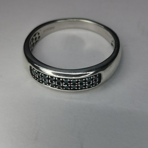 DESIGNER BAND Blue Diamond Silver Ring SIZE Q 3.17 GRAMS - Picture 5 of 14