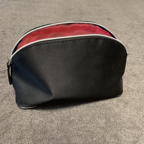 Victoria's Secret Lot of 4 Cosmetic Bags Makeup Travel Cases Zip Closure - Picture 7 of 23