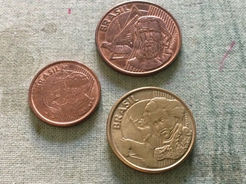 MONETE BRASILE 1 5 10 CENTAVOS anni 2000 - Foto 2 di 2