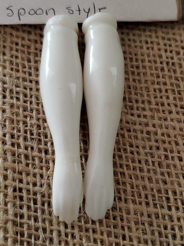 2-5/8" Vintage Porcelain China Or Parian Bisque Doll Arms Spoon Hands - Picture 2 of 5