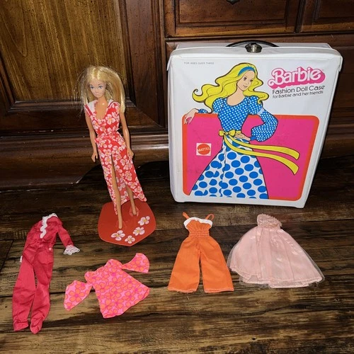 Vintage 1970s Barbie Doll Lot Doll Case Clothing & TLC  PJ? Go Get Em Outfit