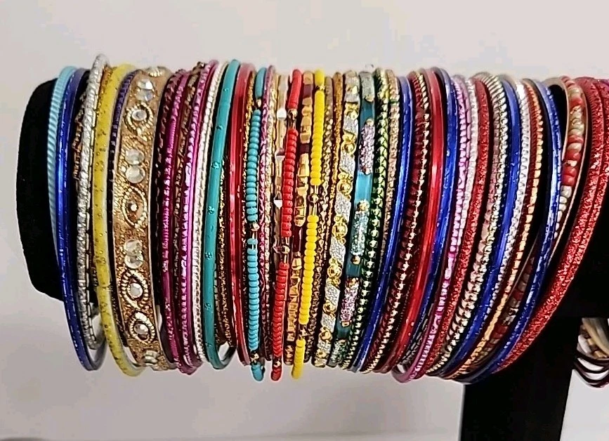 Lot of 125 Colorful Bangle Bracelets Ethnic Assorted Sizes Styles Materials 892 - Image 2 of 4