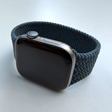 Apple Watch Series 11 GPS 42mm Alu Grau, 32GB, Solo Loop Textil Blau