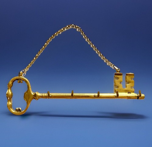Vintage Solid Brass Key Wall Hanging Key Holder, 5 Hooks Elegant Cottage Core