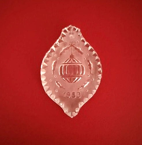 Vintage 1983 Waterford Ornament Crystal Christmas Ornament (No Box & No Pouch)