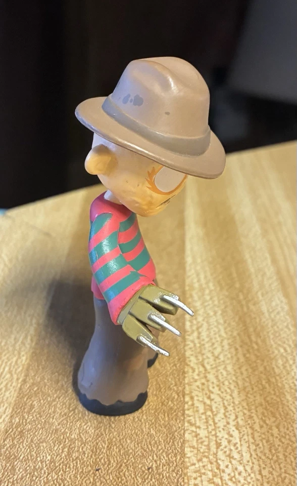 Funko Mystery Minis Horror: Freddy Krueger Foto 4 de 4
