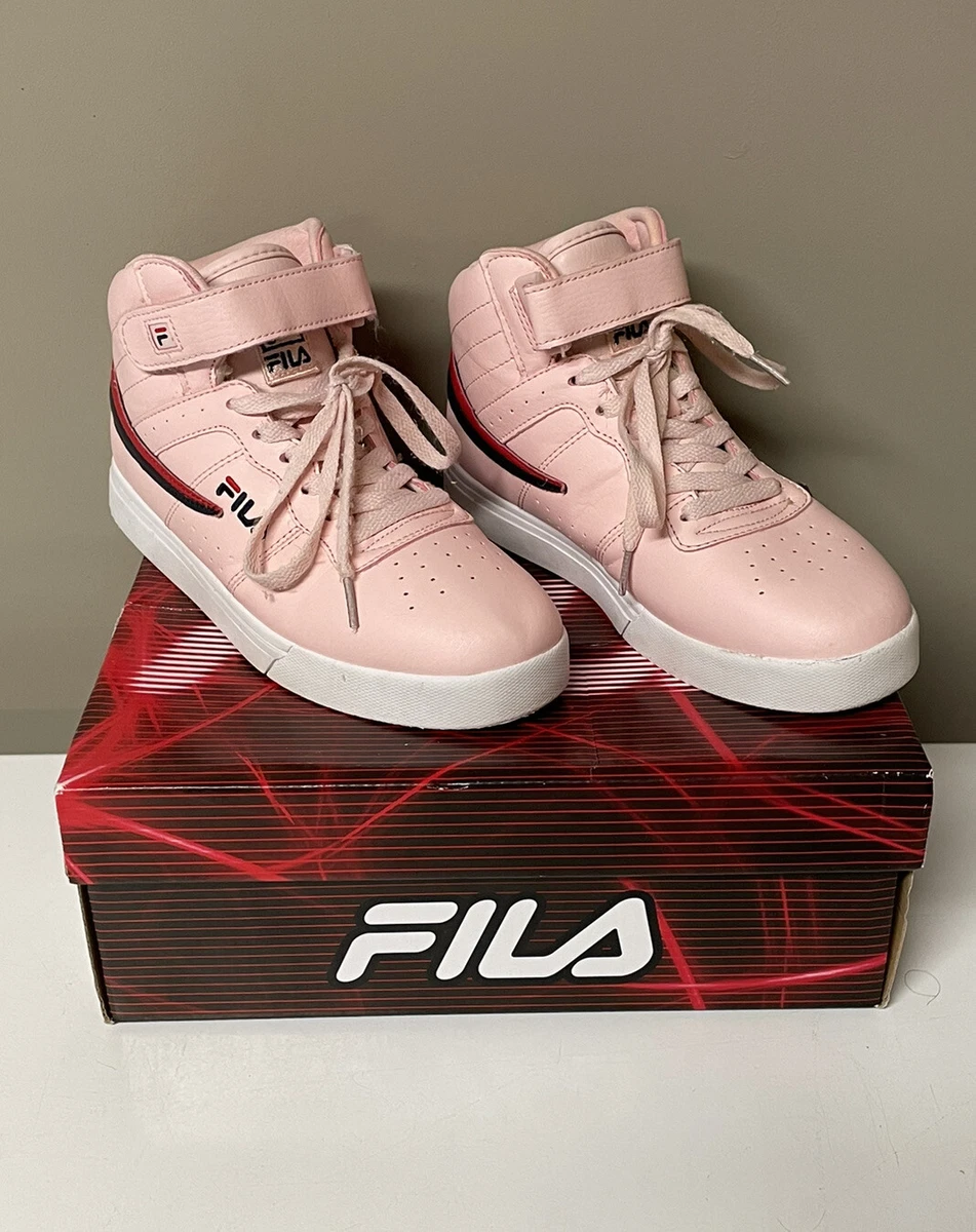 Trendy hotsell fila shoes