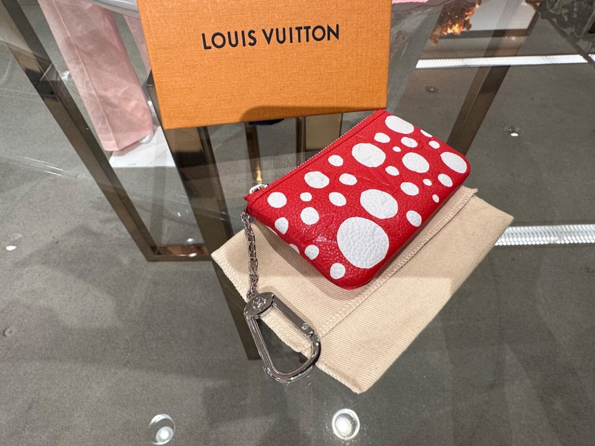 LOUIS VUITTON 赤 パテントレザー バングル キープイットカデナ LOUIS VUITTON 赤 パテントレザー バングル キープイットカデナ