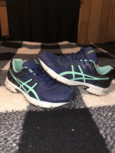 asics gel essent 2