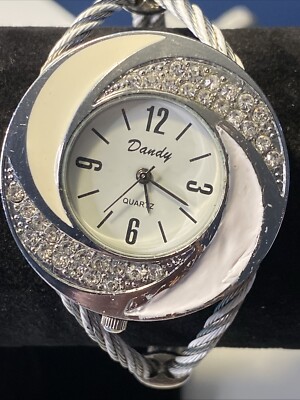 Women\'s Silver Toned White Cuff Band Analog Watch Women main image 4