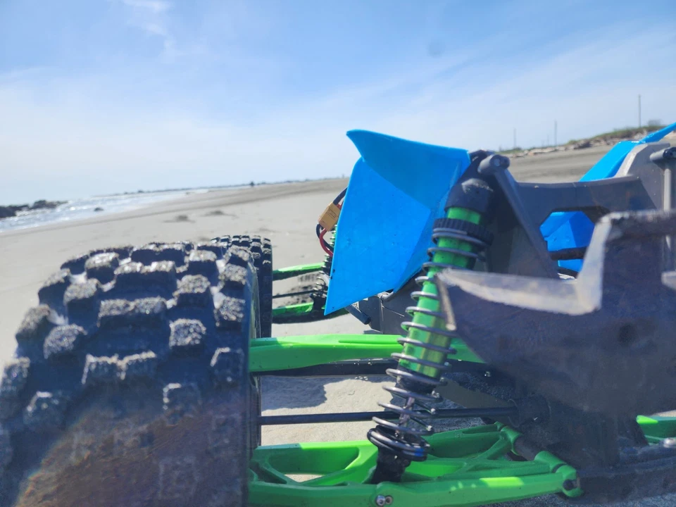 Traxxas Xmaxx Front Mudguard - Image 4 of 4