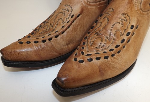 Laredo Laramie Buck stitched Embroidered Styled Leather Boot: Men's size 9.5 D - Picture 6 of 17