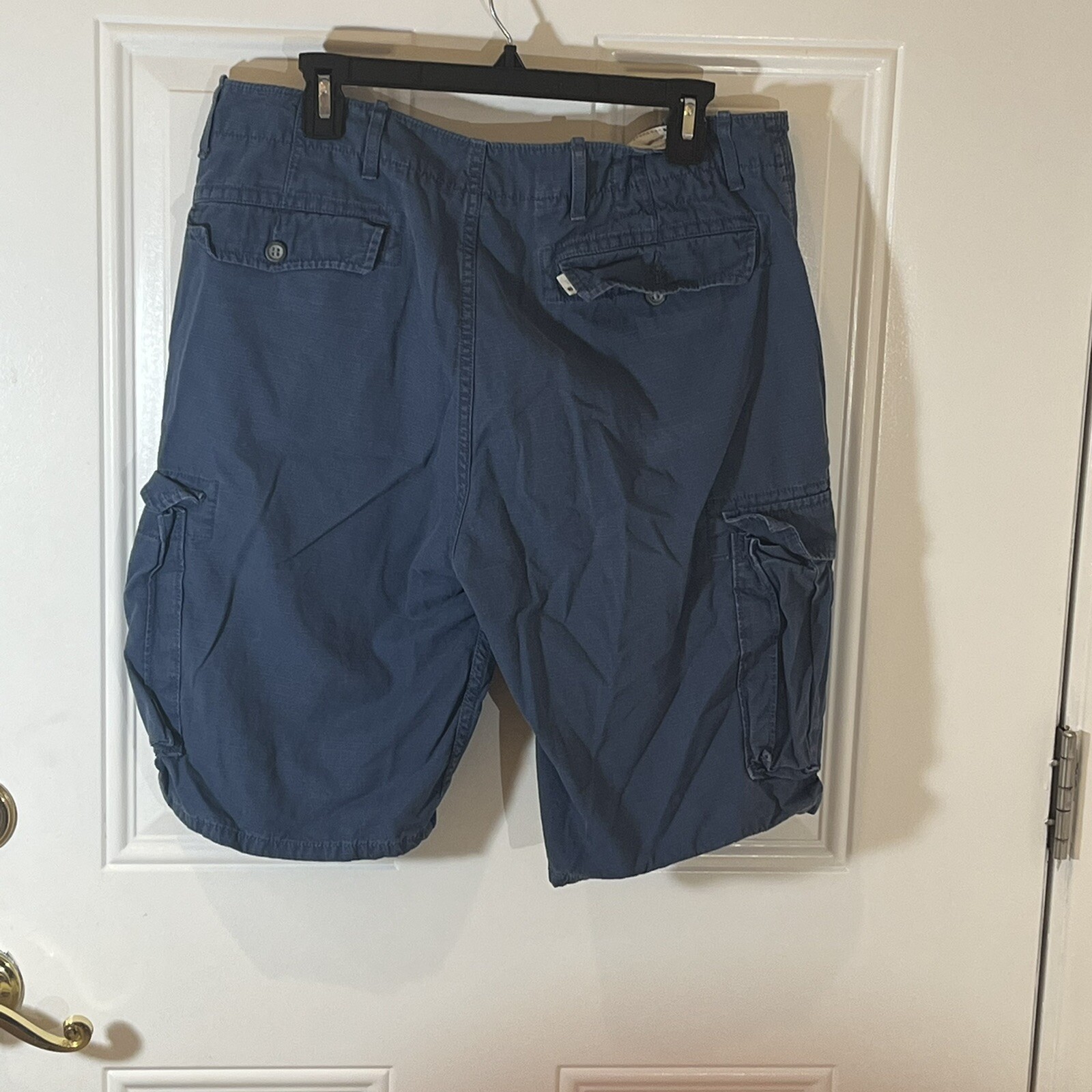 Levi’s Mens Blue Cargo Shorts Size 34 Gem