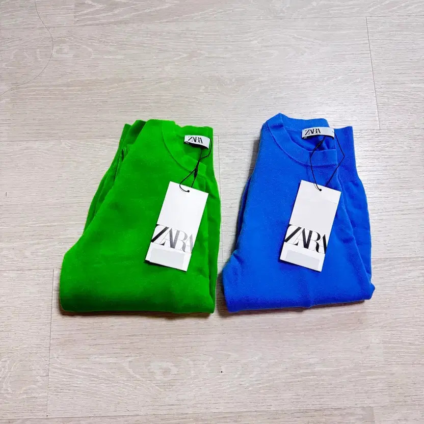 ZARA Basic Plain Knit Sweater Round Neck New Offi… - image 7