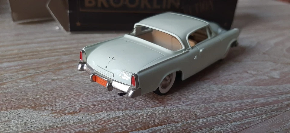 Brooklin Models BRK 32 STUDEBAKER Commander Starliner Coupe 1953 1:43 - Immagine 3 di 4