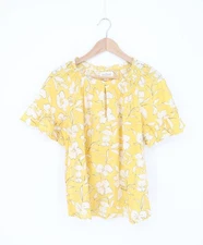 VELVET By Graham & Spencer Short Sleeve Floral Printed Top Yellow M $145 A3 207
