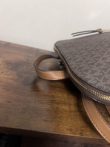 Michael Kors Rucksack Rhea mittelgroß braun Signature Top Handle - Bild 8 von 10