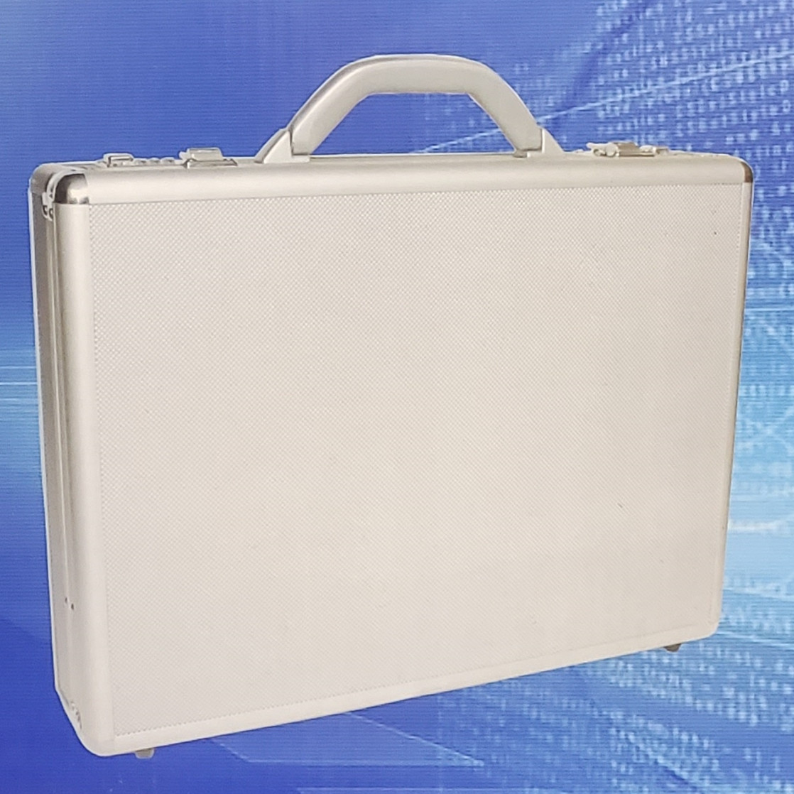 ALUMINUM FLIGHT CASE - padded 17" laptop briefcase - hard sided combination lock