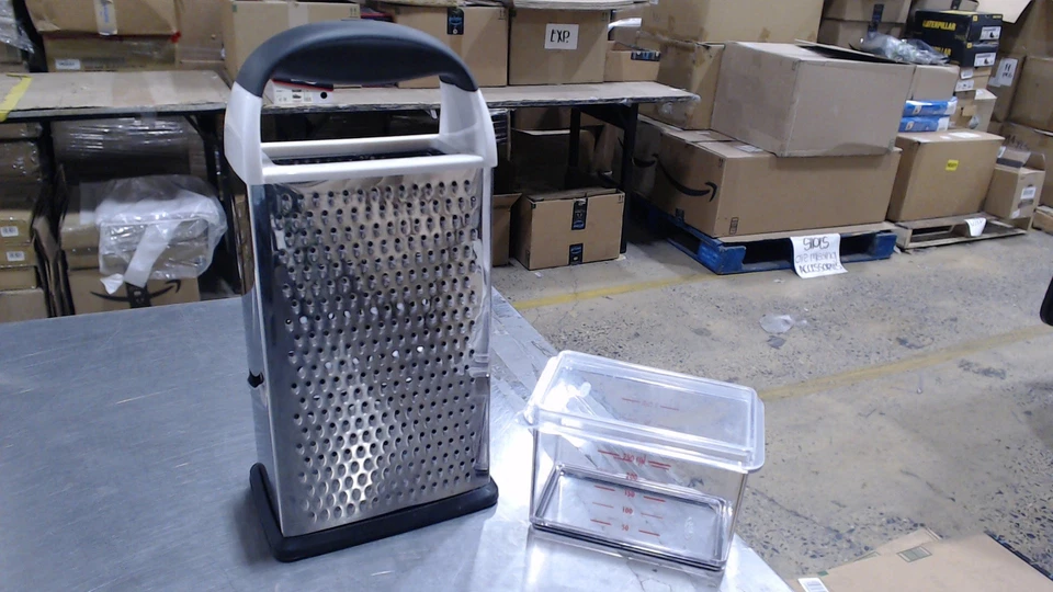 Rallador de caja usado como nuevo_OXO Good Grips plateado, 1 EA_plateado_talla 1 EA Foto 2 de 4