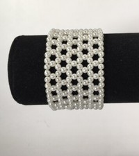 WHITE FAUX PEARLS BAND 1.5" FASHION COSTUME SLIP ON BRACELET ON STRECHY STRING