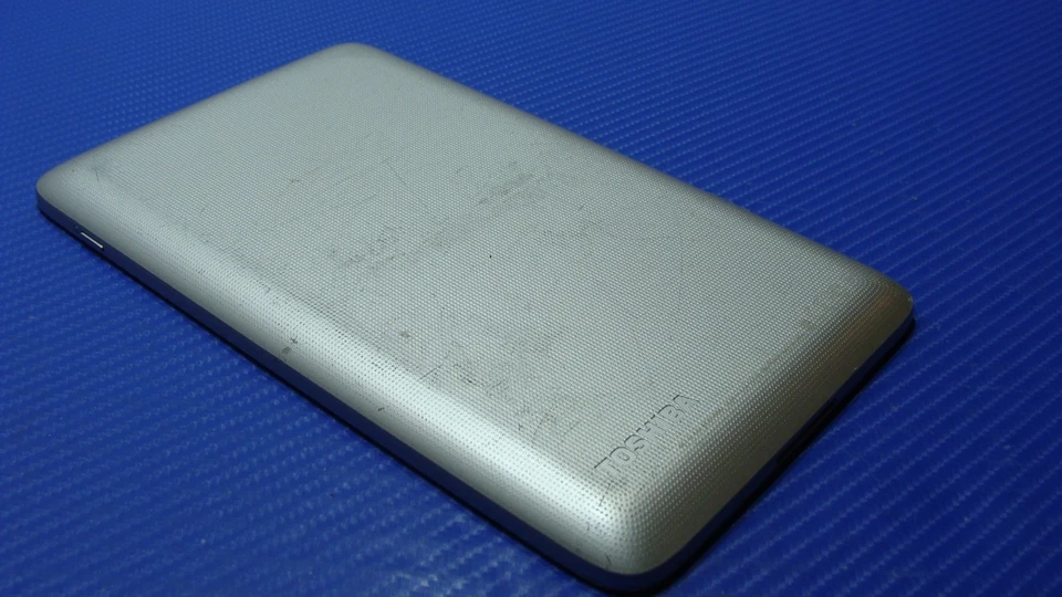 Toshiba Excite Go AT7-C8 7" Genuine Back Rear Case Cover Silver - Image 2 of 4
