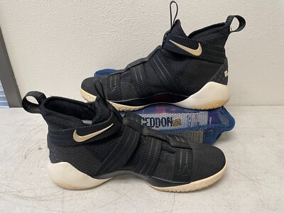 RARE Nike Zoom LeBron Soldier XI 11 2017 Finals Gold Black