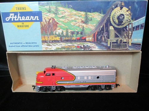 ATHEARN TRAINS IN MINIATURE SANTA FE 
